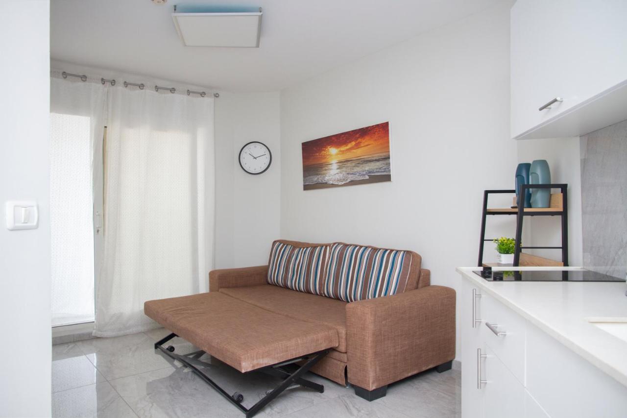 Apartments4You Leonardo 11 Bat Jám Kültér fotó
